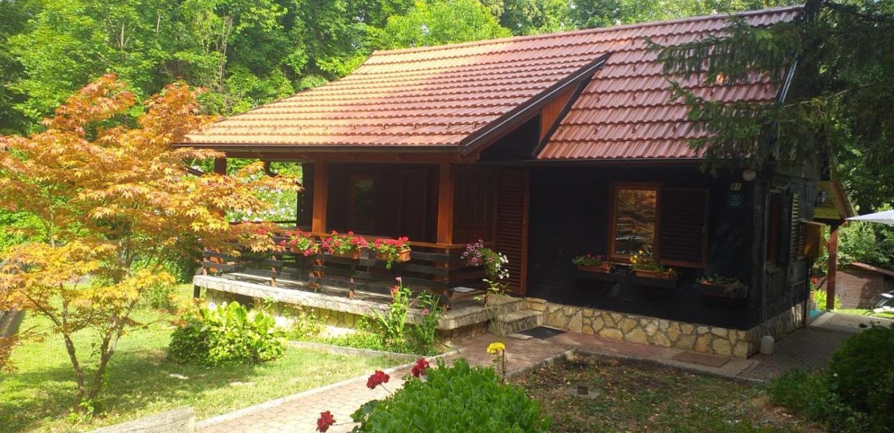 Cabin In The Woods Vukelic Stubicke Toplice ภายนอก รูปภาพ